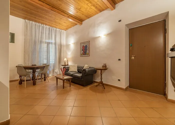Guesthost - Elegant In Apartment